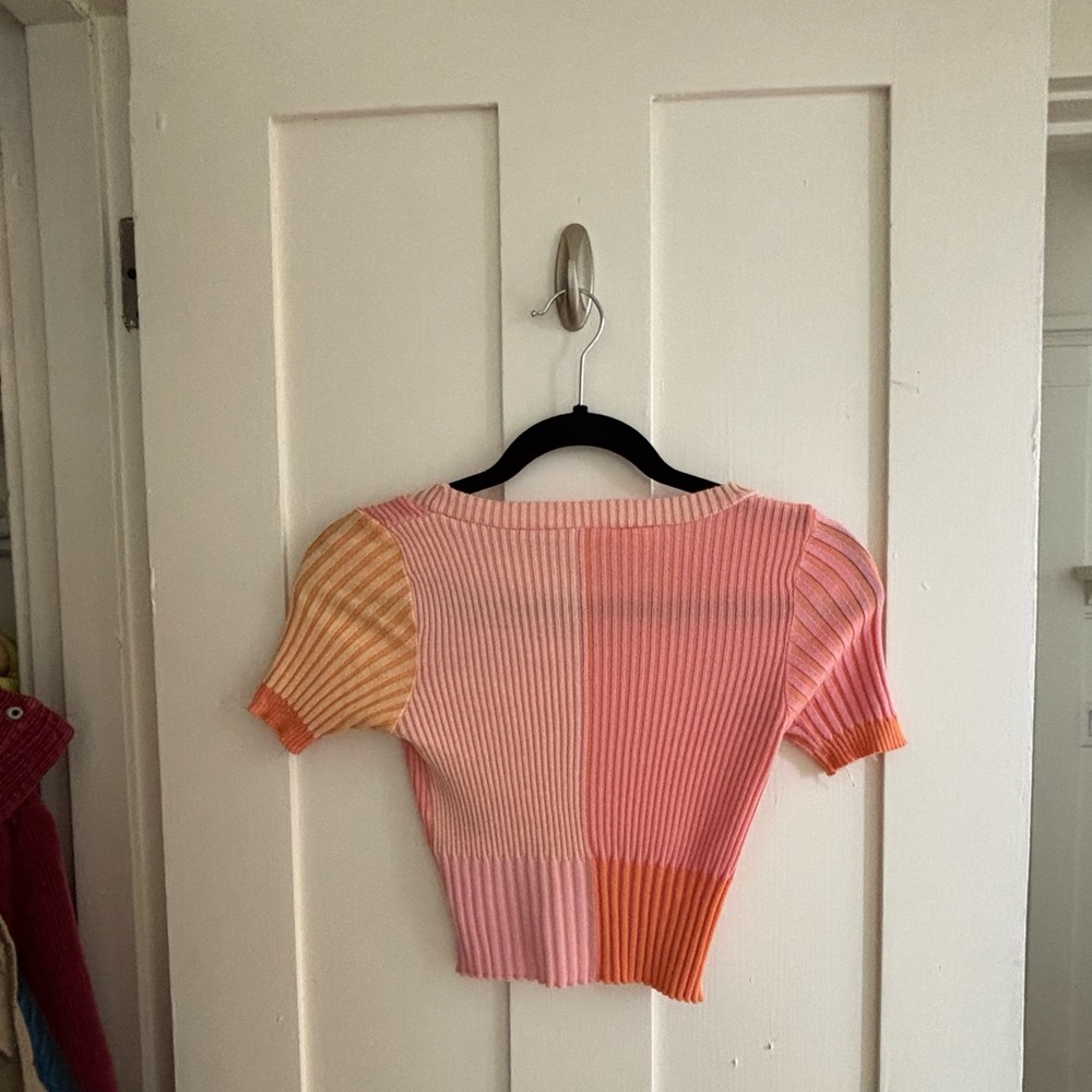 Colorful Ribbed Crop Top - Picture 3 of 3